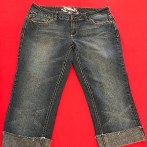 WURL Capri Jeans Size 7S with Cuffs Low Rise
